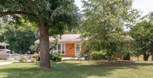 9612 Janna Dr, Louisville, KY 40272-4466