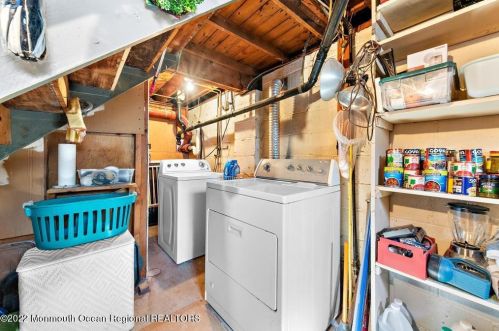 41 Reynolds Dr, Tinton Falls NJ 07724-2323 exterior