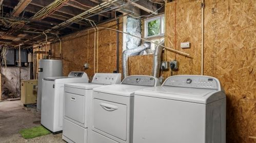 51 Morse Pl, Fall River MA 02724-1346 exterior