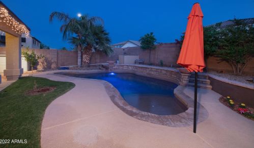 2931 Carson Rd, Phoenix AZ  85041-6340 exterior