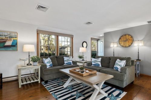 16 Joshuas Way, Chatham MA 02633-1565 exterior