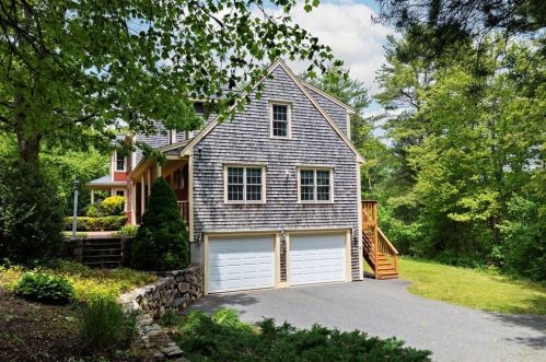 57 Little Herring Pond Rd, Plymouth, MA 02360-2333