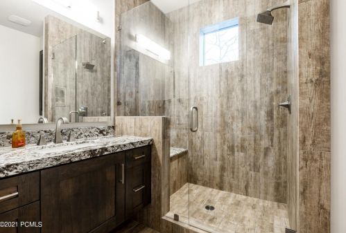 2424 Iron Mtn Dr, Park City UT 84060-6559 exterior