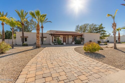 8021 Carol Way, Scottsdale AZ  85260-5219 exterior