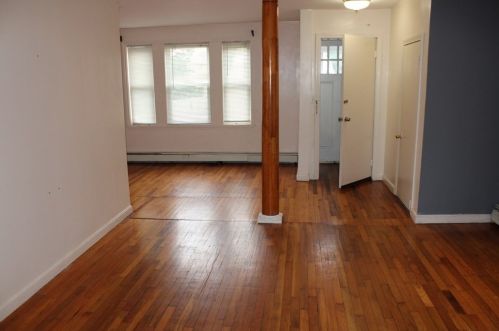 52 Kenneth St, Lawrence MA 01843-2717 exterior