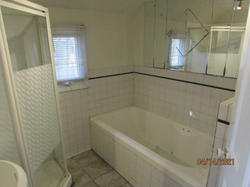 39 Cross St, Quincy MA 02169-4015 exterior