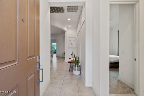 4634 Casitas Del Rio Dr, Phoenix, AZ 85050