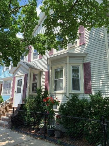 71 Addison St, Chelsea, MA 02150-1928