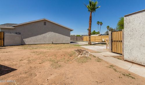 5227 47 St, Phoenix AZ 85040-4159 exterior