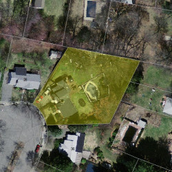 32 Swallow Dr, Newton MA  02462-1306 aerial view