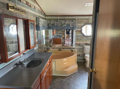 1991 Alexander Rd, Verona KY 41092-8221 exterior