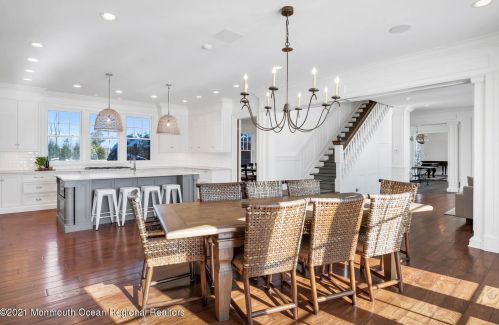 530 Little Silver Pt Rd, Little Silver NJ 07739-1736 exterior