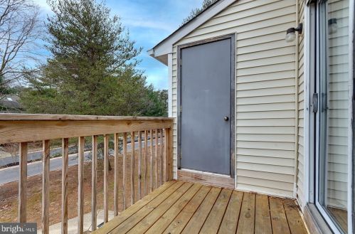 1016 Tristram Cir, West Deptford NJ 08051-2262 exterior