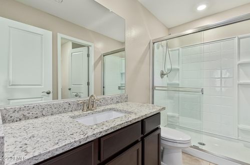 3924 79th Ln, Phoenix AZ  85043 exterior