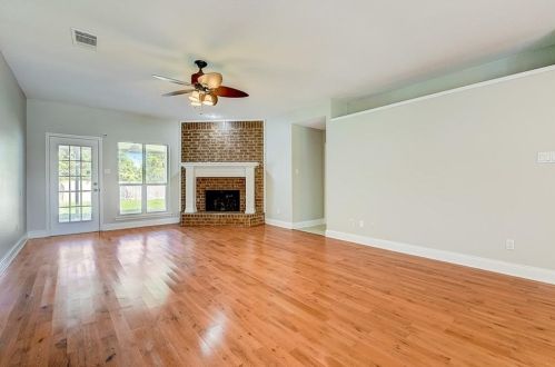 6206 Coral Ln, Garland TX 75048-3380 exterior