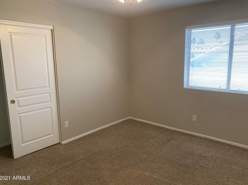 736 Beverly Ln, Phoenix AZ 85032-3410 exterior