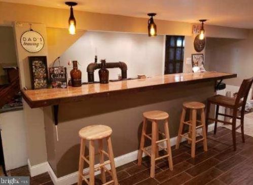 188 Hunterdon Rd, West Deptford NJ 08096-3017 exterior