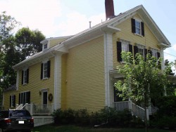 3 Davis Ave, Newton, MA 02465-1903