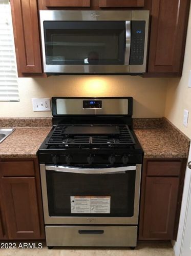 4115 18 Dr, Phoenix AZ 85007-2431 exterior