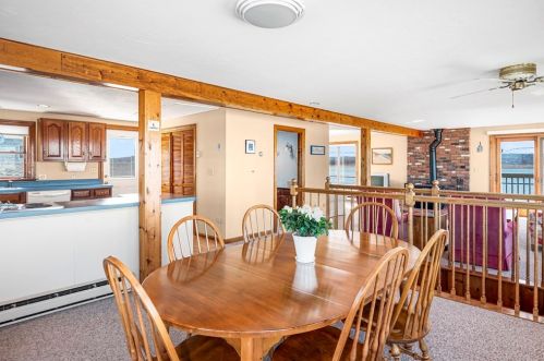 176 Central Ave, Marshfield MA 02047-6149 exterior