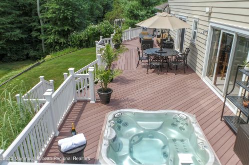 32 Lambert Johnson Dr, Tinton Falls NJ 07712-3753 exterior