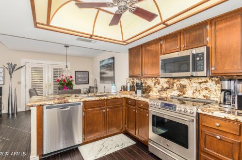 10622 40 Pl, Phoenix AZ 85032-1703 exterior