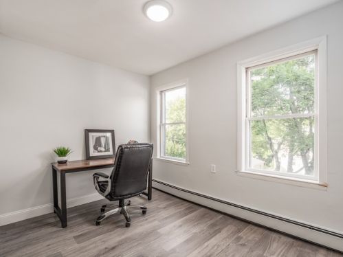 72 Whipple St, Worcester MA  01607-1363 exterior