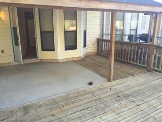 2407 Hampstead Dr, Birmingham AL  35235-2071 exterior