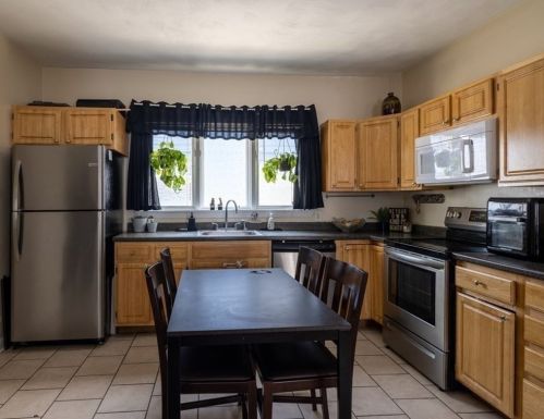 132 Glendale St, Everett MA 02149-2343 exterior