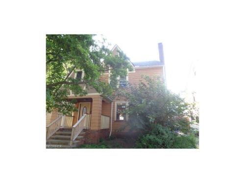 2301 Ogontz Ave, Cleveland OH  44107-5545 exterior