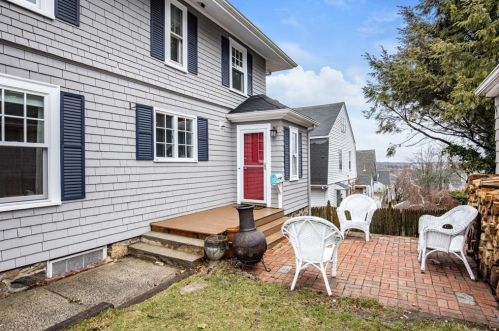 28 Pickett St, Beverly MA 01915-3441 exterior