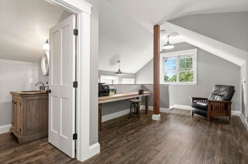 20 Phillips Ave, Rockport MA  01966-1144 exterior