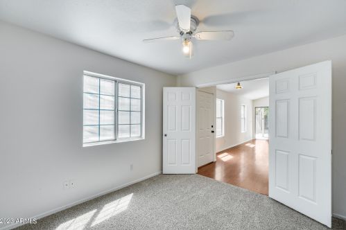 2021 Bluefield Ave, Phoenix AZ 85032-8817 exterior