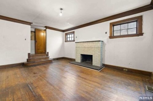 33 Hamilton Ave, Kearny NJ  07032-1804 exterior