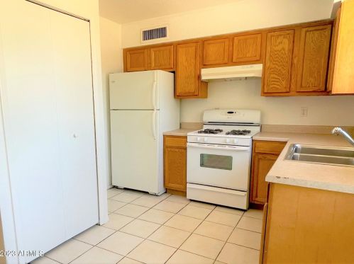 14626 38th St, Phoenix AZ  85032-5261 exterior