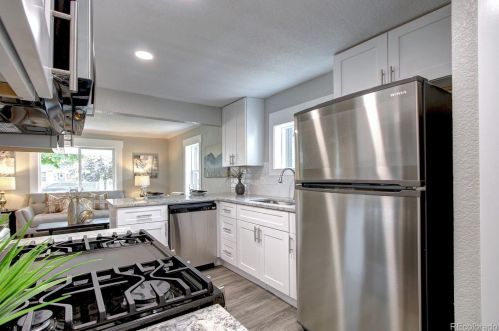 3243 Ogden St, Englewood CO  80113-2824 exterior