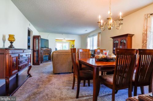 155 Lakebridge Dr, West Deptford NJ 08096-6717 exterior