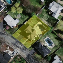 52 Peregrine Rd, Newton MA  02459-3440 aerial view