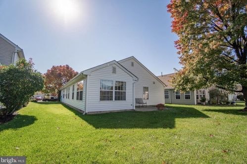 125 Sandpiper Ln, West Deptford NJ 08086-2196 exterior