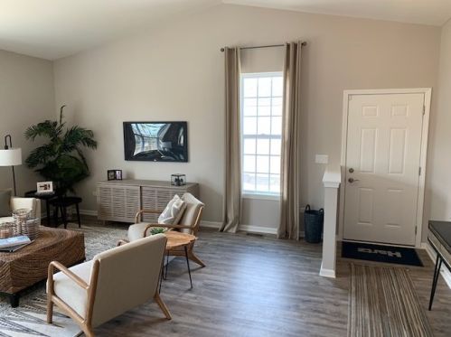 129 Barbers Corner Rd, Lemont IL 60440-2069 exterior