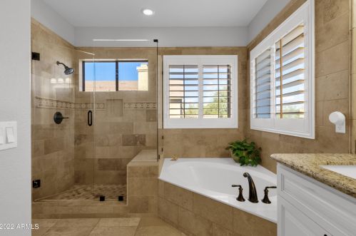 22209 41st St, Phoenix AZ  85050-6898 exterior