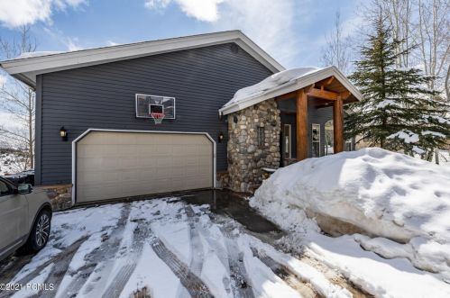 4019 Sunrise Dr, Park City, UT 84098-4718