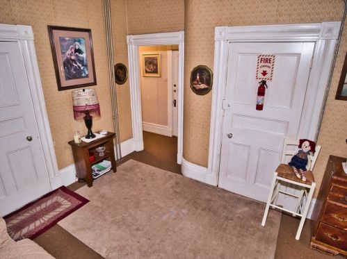 56 6th St, New Bedford MA 02740-6118 exterior