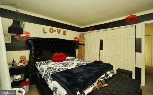 25 Presidential Dr, Erial NJ 08081-1313 exterior