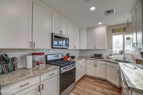 4152 4th Ave, Phoenix AZ  85013-3033 exterior