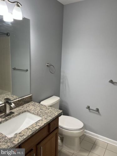 117 Sansom Ln, West Deptford NJ 08096-5168 exterior