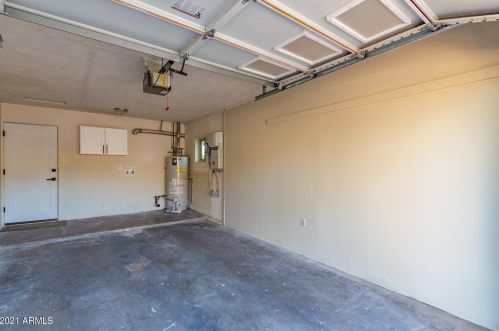 1427 El Camino Dr, Phoenix AZ 85051-4626 exterior