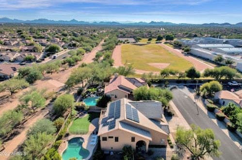 22209 41st St, Phoenix AZ  85050-6898 exterior