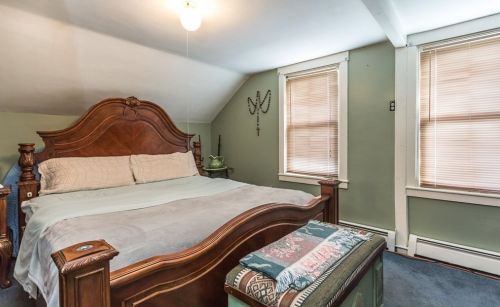 115 Sycamore St, New Bedford MA 02740-4340 exterior