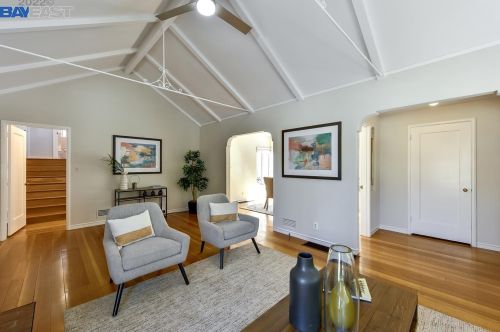 924 Brg Rd, San Leandro CA 94577-3805 exterior